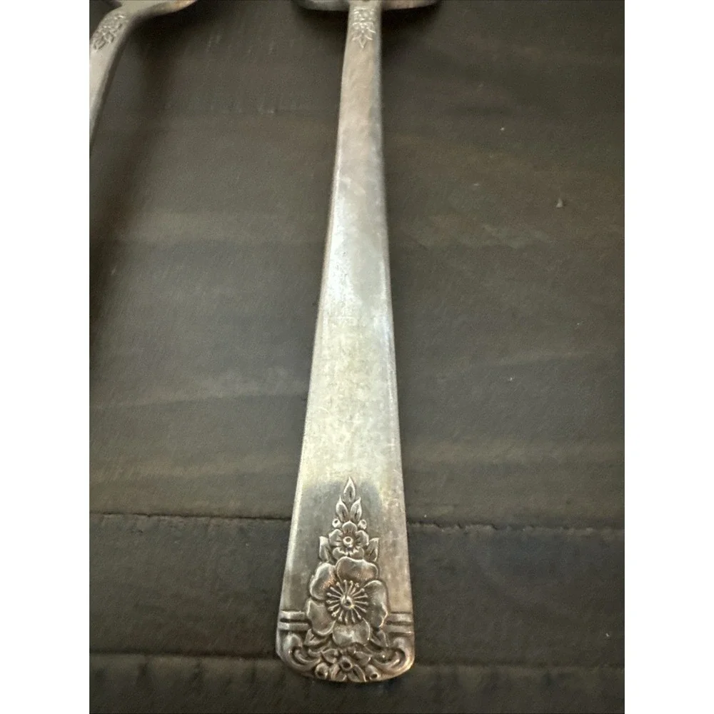 Wm. Rogers Int'l Silver Spring Charm  silverplate flatware 3 Piece Hostess Set